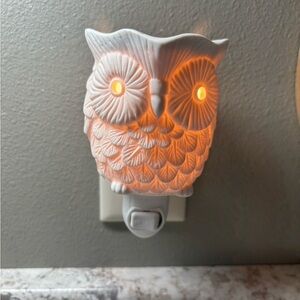 Owl Scentsy plugin warmer